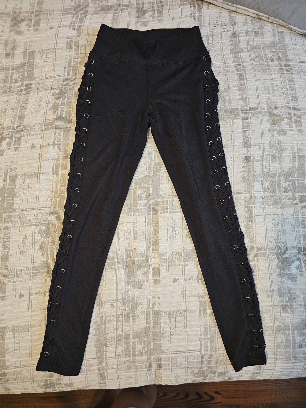 Mono B Women's Small Black High Waisted Lace-Up Side Leggings Stretch Yoga Pants